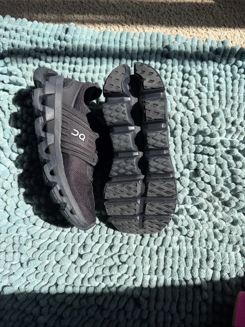 On Running Black woman’s Athletic Running Shoes - Picture 5 of 11